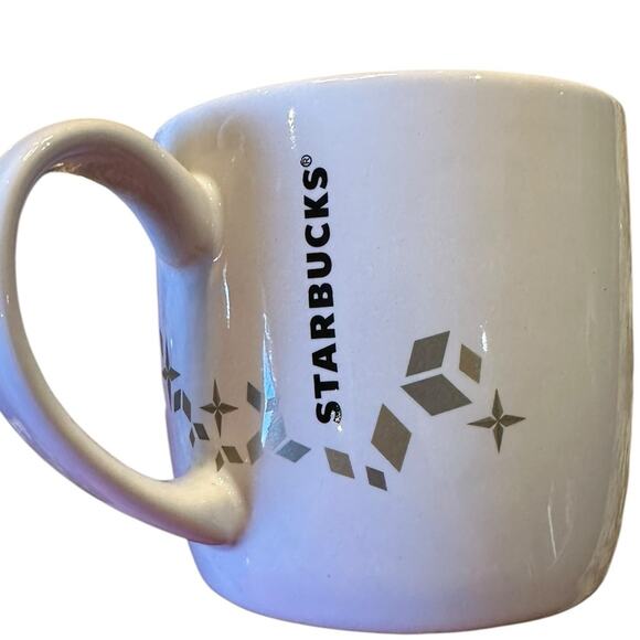 Starbucks’s 2013 Holiday Christmas Coffee Cup New in the Box - Picture 3 of 6